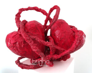 skulptur "Red Hearts